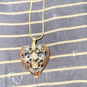 Korea Marked Chain Heart Filigree Rose Gold Floral Vintage